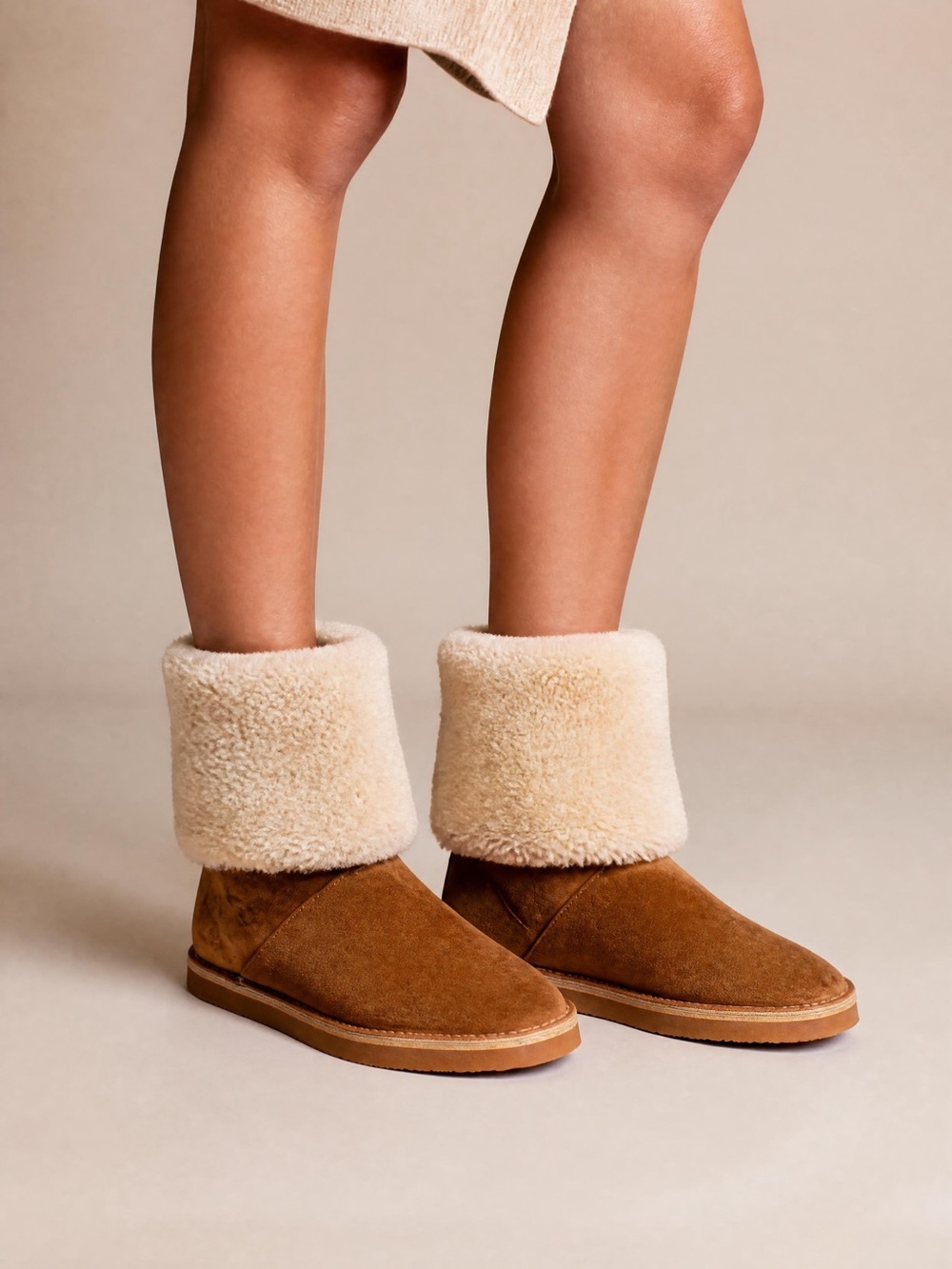 Stuart Weitzman "Nata" Brand New Tall Shearling Suede Boots - Size 5M